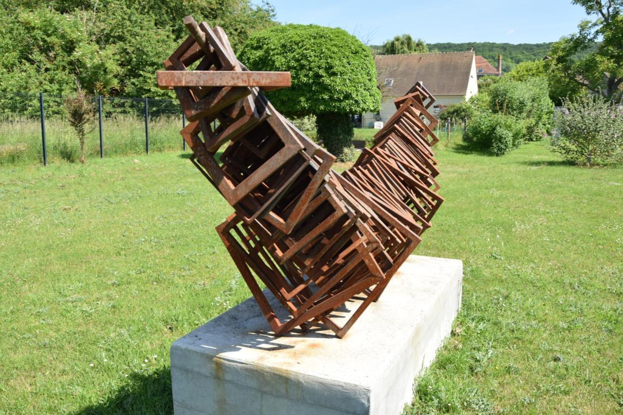 Gite Dans Parc De Sculptures - Gite "Pondichery" Port-Mort エクステリア 写真