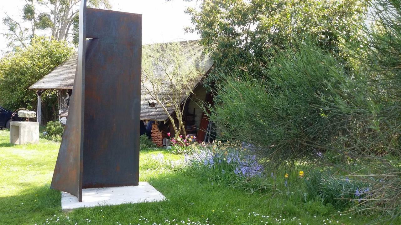 Gite Dans Parc De Sculptures - Gite "Pondichery" Port-Mort エクステリア 写真